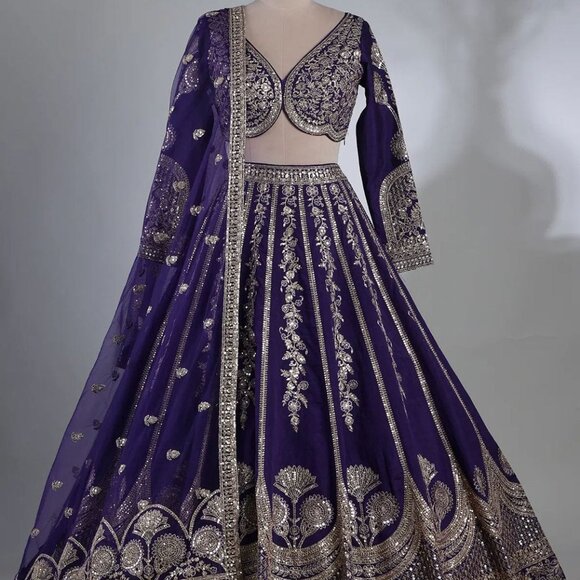 DESIGNER LEHENGA - Picture 1 of 14